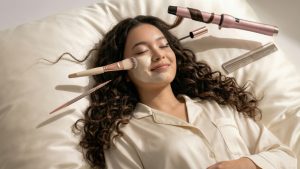 Как упростить бьюти-рутину: 8 лайфхаков, которые сэкономят время