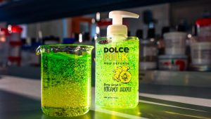 Почему пахнет так вкусно? Как создаются ароматы для косметики ЛЭТУАЛЬ