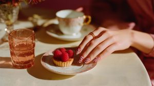 «Сахарное лицо»: что происходит с кожей, когда мы едим слишком много сладкого