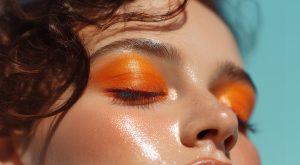 90-е снова в тренде: делаем макияж с яркими тенями