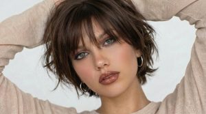 Как укладывать короткие волосы: пошаговая инструкция, лайфхаки стилиста и 3 стильных идеи