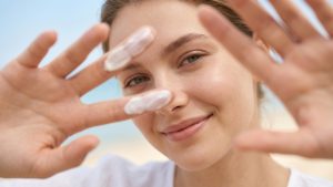 Как сочетать SPF и макияж. Гид по защите от фотостарения