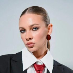 Елена Бондарь