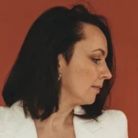 Юлия Кажанова Парикмахер-стилист, колорист